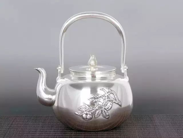 純銀制品銀壺如何做好日常保養(yǎng)？